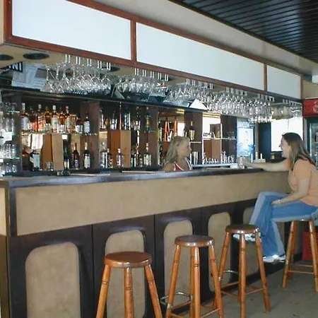 Touring Agard Gárdony