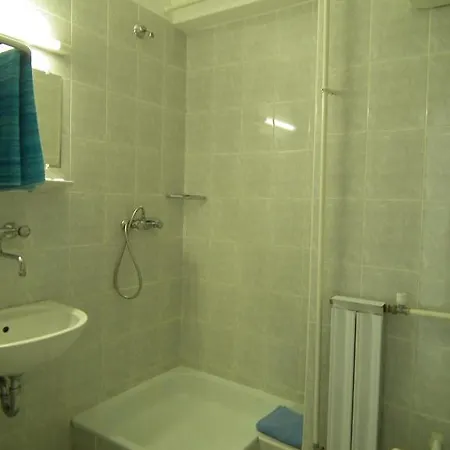Hotel Touring Agard 2*